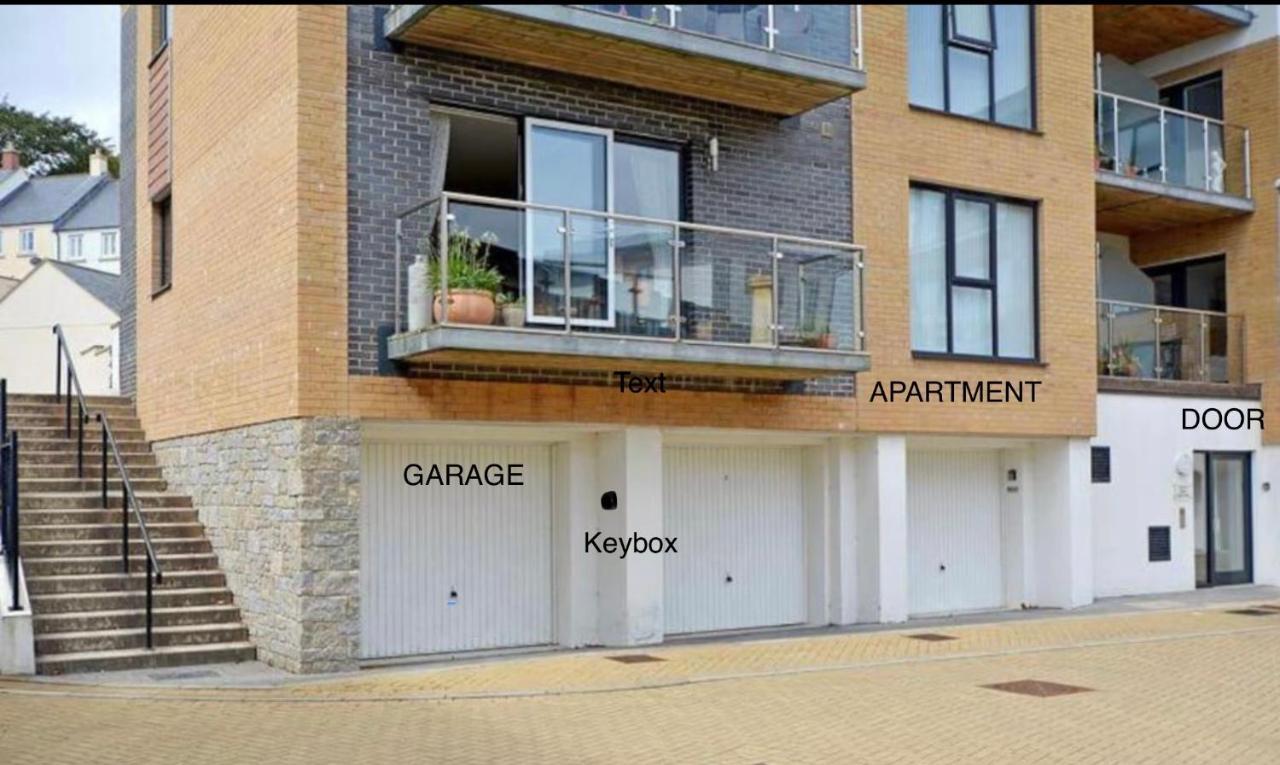 Stunning Apartment, Balconies, Private Beach, Coast Path Чарлстаун Экстерьер фото